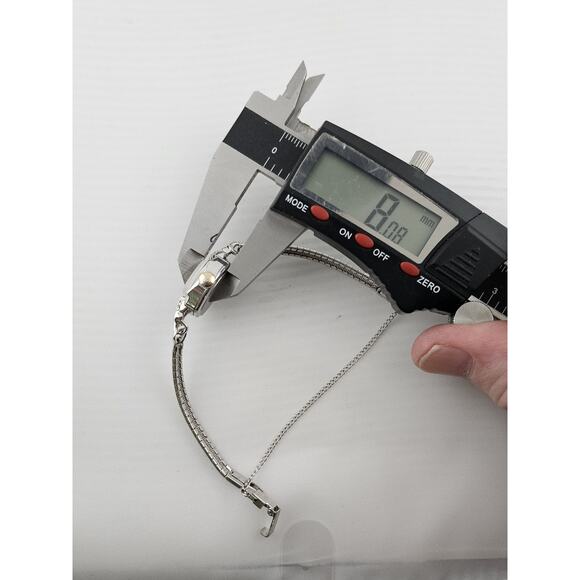 Vtg Ladies Waltham Swiss Diamond Cocktail Watch Manual Wind Petite 17J Runs - Picture 9 of 12